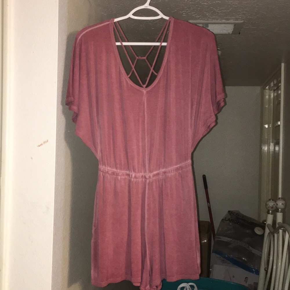 Move romper with pockets